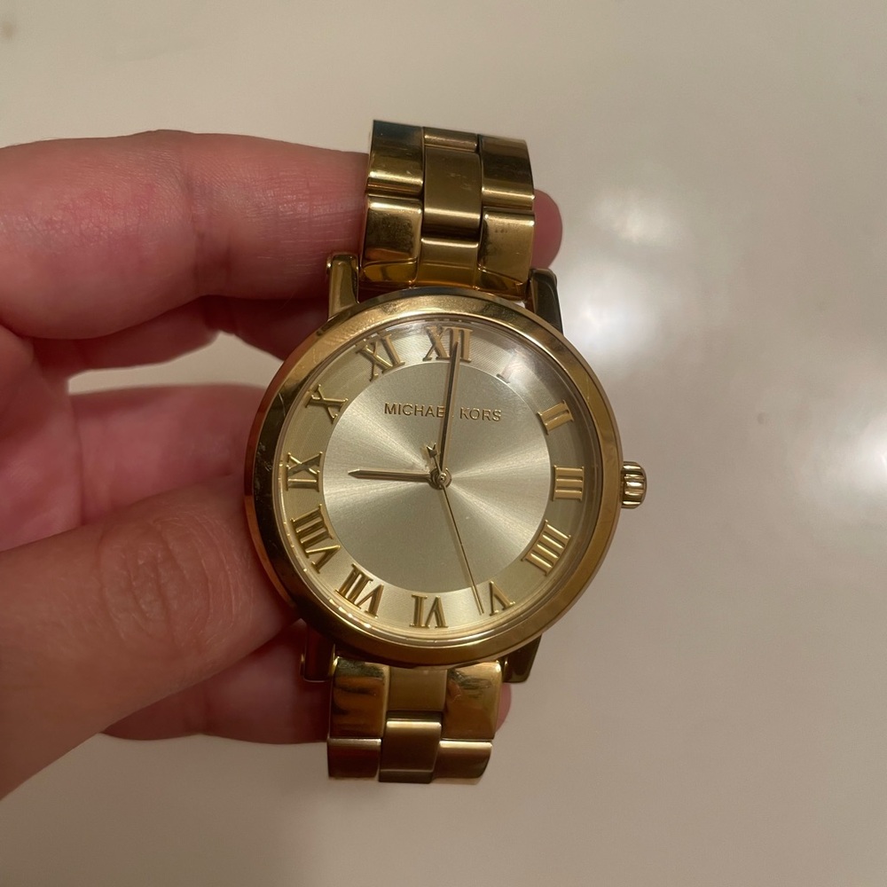 Gold Michael kors watch